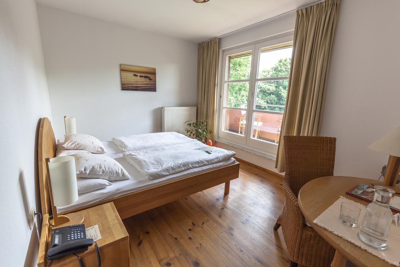 Bio- Und Gesundheitshotel Gutshaus Stellshagen Ngoại thất bức ảnh
